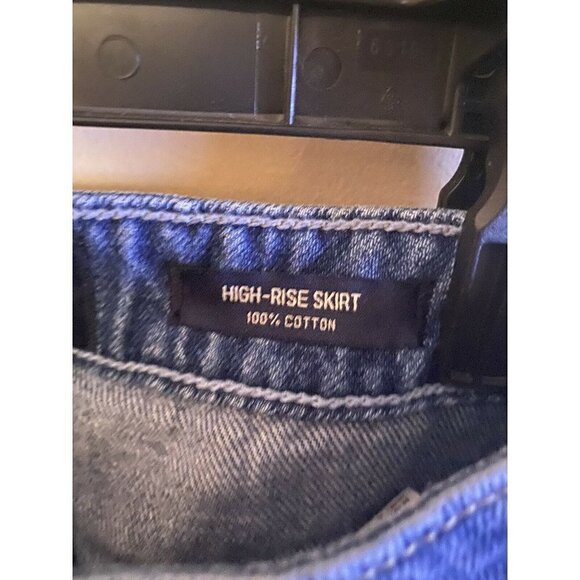 Hollister Distressed Hi-Rise Skirt. Sz. 0 - Picture 4 of 4